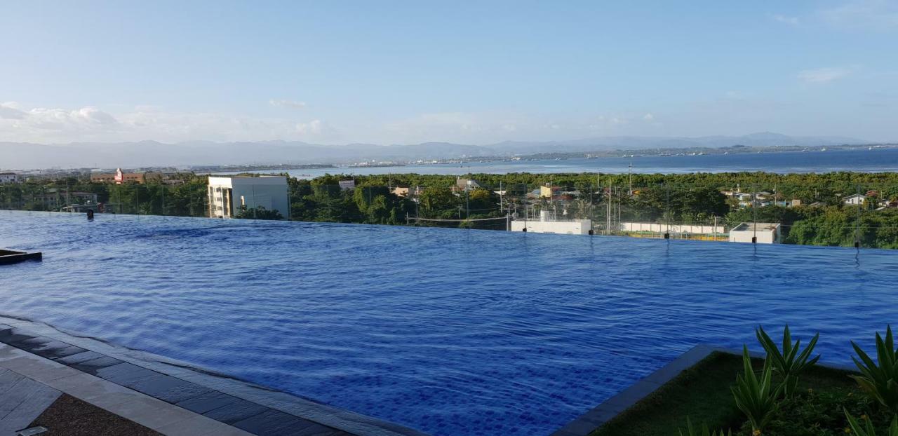 Apartment Sea View At Mactan Newtown Мактан Экстерьер фото