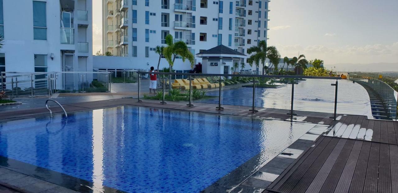 Apartment Sea View At Mactan Newtown Мактан Экстерьер фото